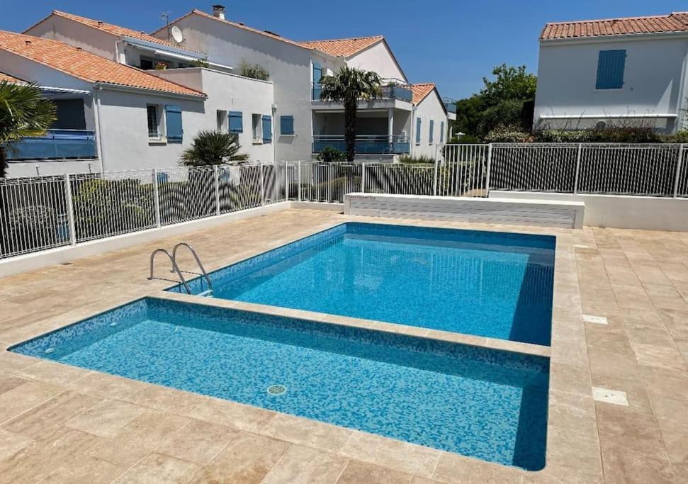 Jolie Maison Proche Mer - 8 Voyageurs - 4 Chambres Vaux-sur-Mer Exterior foto